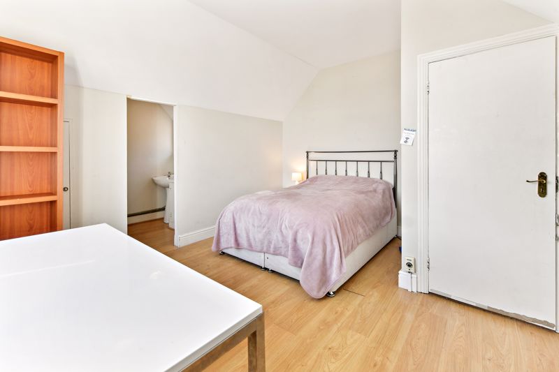 IVY GATE- click for photo gallery